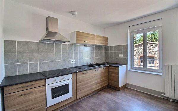 Appartement à louer    4 pièces • 111,08 m2 Livron-sur-Drôme