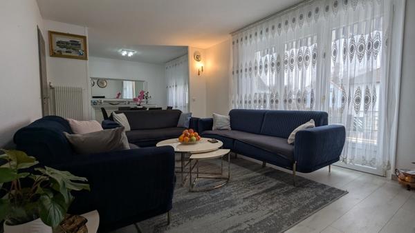 Maison plain-pied de 185m2 (deux logements : T5 +T2 en rez de sol)