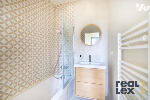 CHARBONNIÈRES-LES-BAINS – Maison d’architecte 2025 – 6 pièces - 188 m² – Piscine -  norme RE 2020