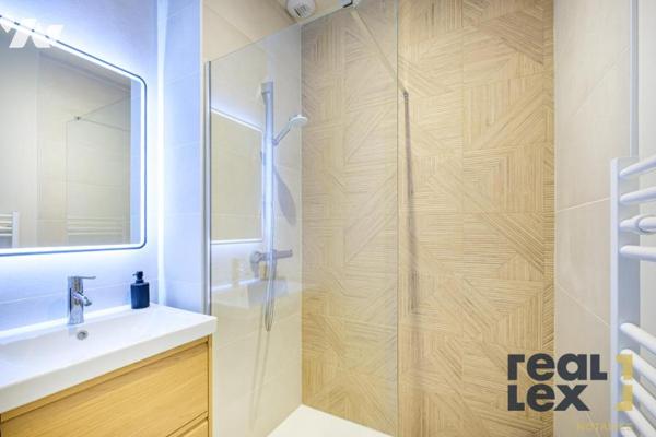 CHARBONNIÈRES-LES-BAINS – Maison d’architecte 2025 – 6 pièces - 188 m² – Piscine -  norme RE 2020