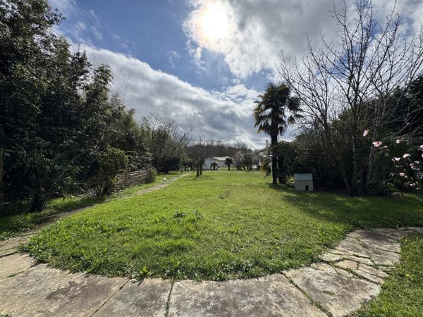 Boucau (64340) Terrain constructible de 1026m2