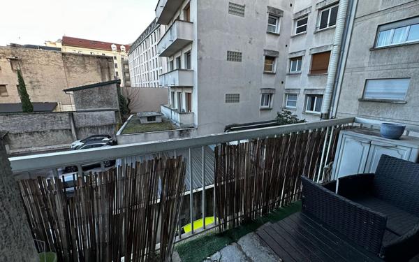 Appartement à vendre    2 pièces •  Aix-les-Bains