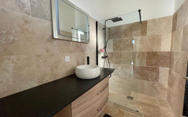 Maison à vendre    5 pièces •  Bias