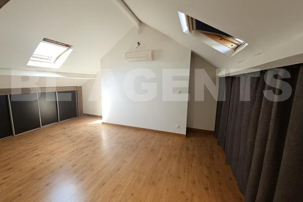 🌟 IMMEUBLE DE RAPPORT – CENTRE-VILLE DE RETHEL + GRAND EXTÉRIEUR ARRIÈRE !