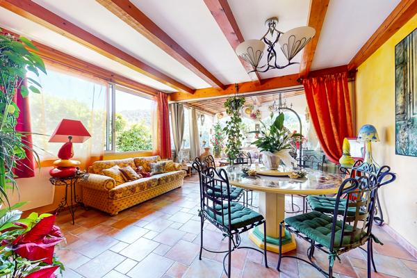 Demeure historique de caractère – 178 m² – Terrasse – Vue vallée – Village médiéval de Gorbio