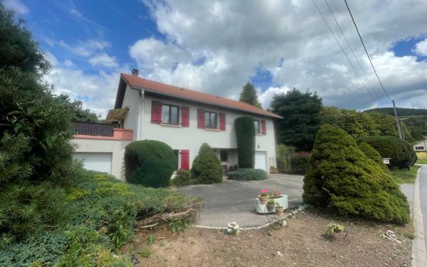 Maison à vendre    4 pièces •  Aumontzey