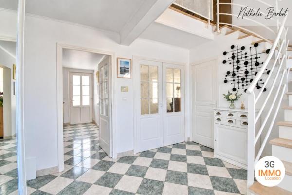 Location / Maison à L'Épine (51460)
