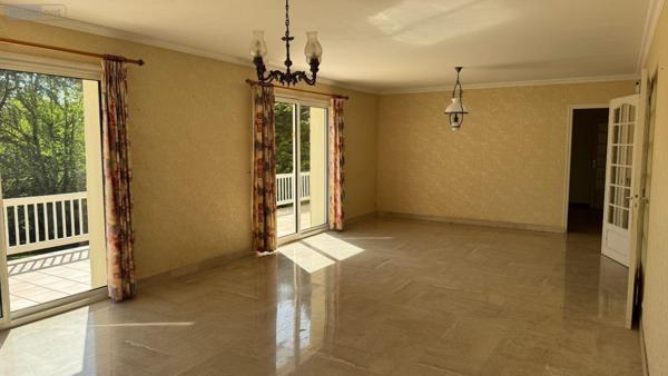 Maison individuelle à vendre à Concarneau dans le Finistère (29900), ref : 008/1371   
KERAURET