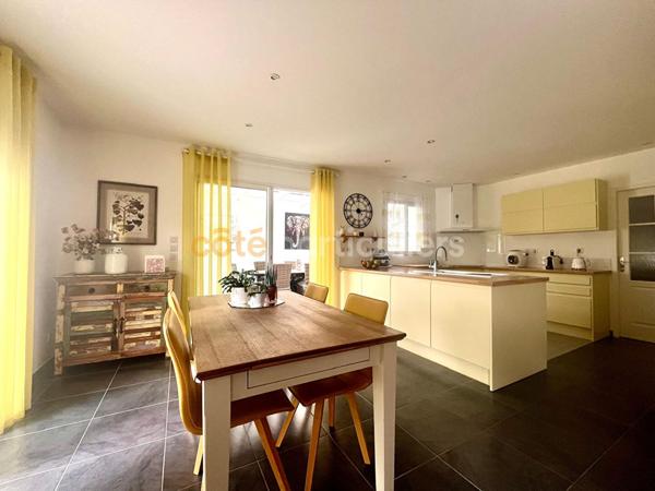 Vente Maison189 m² - 4 Pièces - MESCHERS SUR GIRONDE (17132)