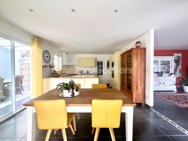 Vente Maison189 m² - 4 Pièces - MESCHERS SUR GIRONDE (17132)