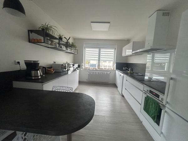 maison rénovée avec 75m²-2ch et 75m² de sous-sol à Lunéville Lunéville (54300)