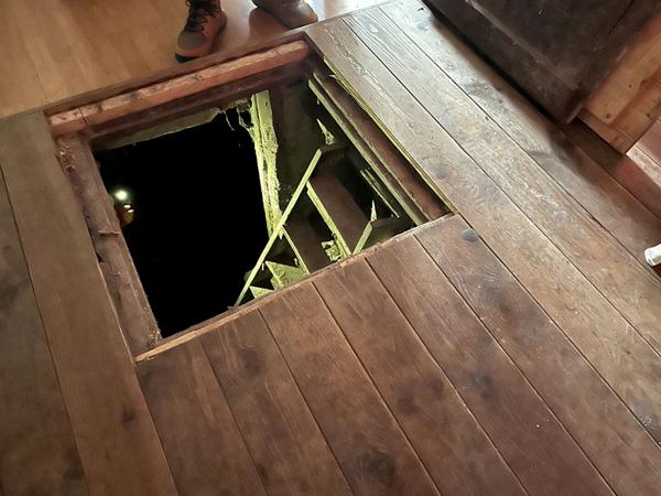 Immeuble en copropriété Saint Etienne Estrechoux environ 330 m2 avec jardin