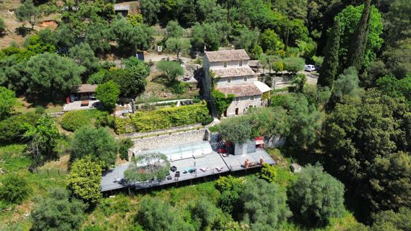 Maison 8 pièces - 180 m² Bien prestige