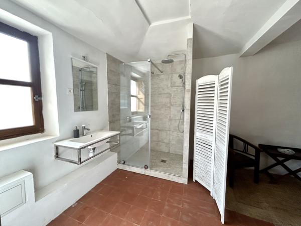 Maison 8 pièces - 180 m² Bien prestige