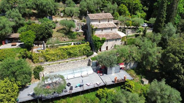 Maison 8 pièces - 180 m² Bien prestige