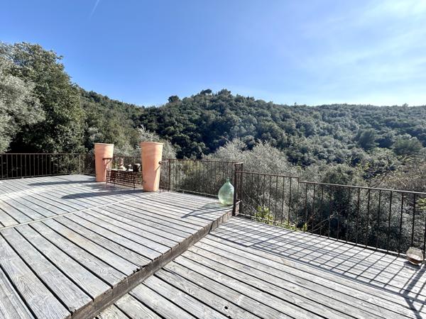 Maison 8 pièces - 180 m² Bien prestige