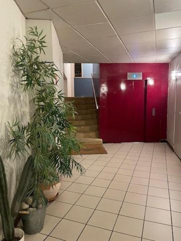 Lumineux 3 pièces avec balcon 75011, quartier Sainte Marguerite