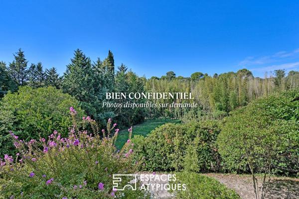 Mas vigneron en pierres et son jardin d’inspiration méditerranéenne