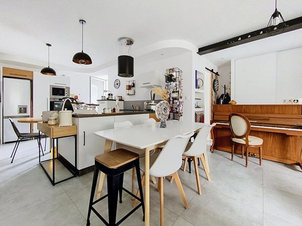 SOUS OFFRE ! Maison Montjean Sur Loire 4 pièce(s) 111 m2