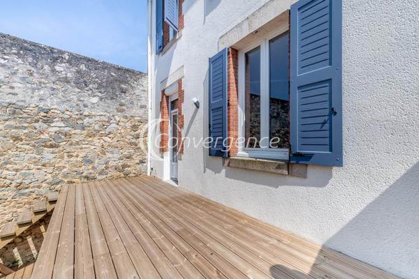 Maison
                                                                                                                                                                                                                                                                                                                        6 pièce(s)                                                                                                                                                                                                          4 chambre(s)                                                                                                                                                                                                          171.91  m²