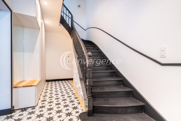 Maison
                                                                                                                                                                                                                                                                                                                        6 pièce(s)                                                                                                                                                                                                          4 chambre(s)                                                                                                                                                                                                          171.91  m²