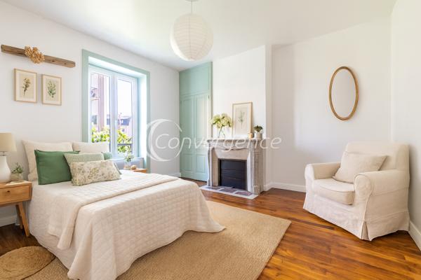 Maison
                                                                                                                                                                                                                                                                                                                        6 pièce(s)                                                                                                                                                                                                          4 chambre(s)                                                                                                                                                                                                          171.91  m²