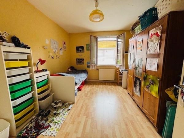 Maison T4/T5 familiale avec jardin au calme