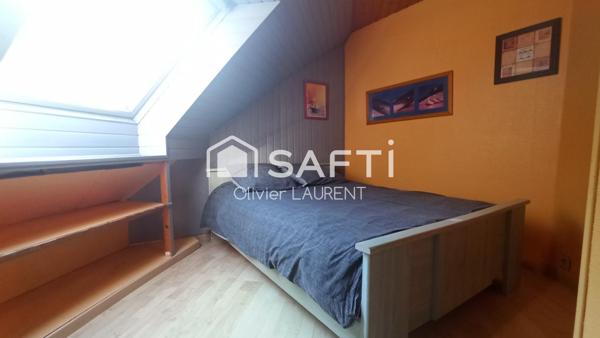 Maison bois contemporaine vue et proximité mer