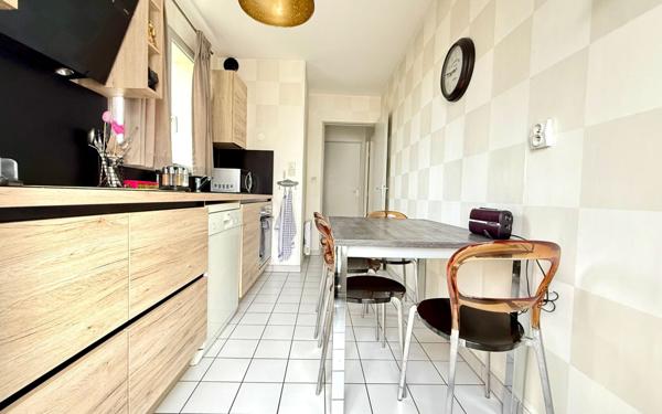 Appartement à vendre    3 pièces • 66 m2 Villiers-sur-Marne