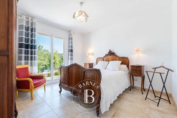 Brignoles, Maison 4 Chambres -  292 m² à vendre