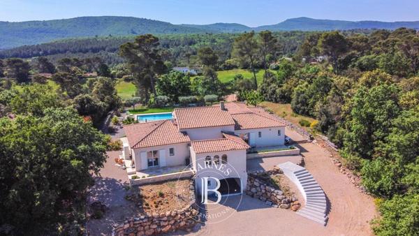 Brignoles, Maison 4 Chambres -  292 m² à vendre