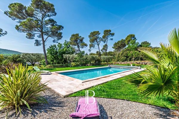 Brignoles, Maison 4 Chambres -  292 m² à vendre