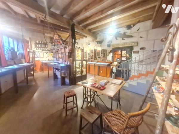 LOCAL COMMERCIAL- A VENDRE - MONTOIRE/ LOIR ( 41800)