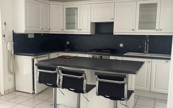 Maison à vendre    5 pièces •  Terville