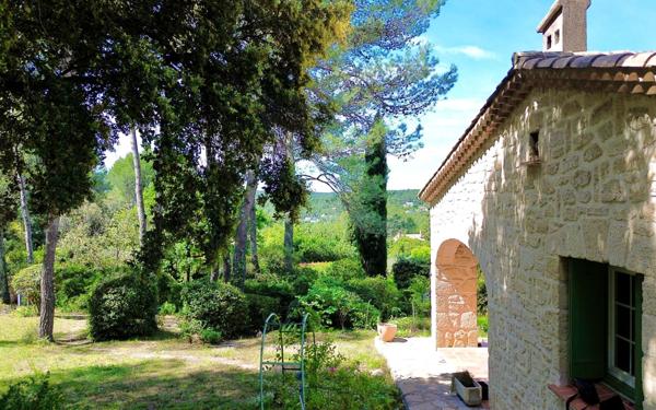 Maison à vendre    9 pièces • 340 m2 Saint-Clément-de-Rivière