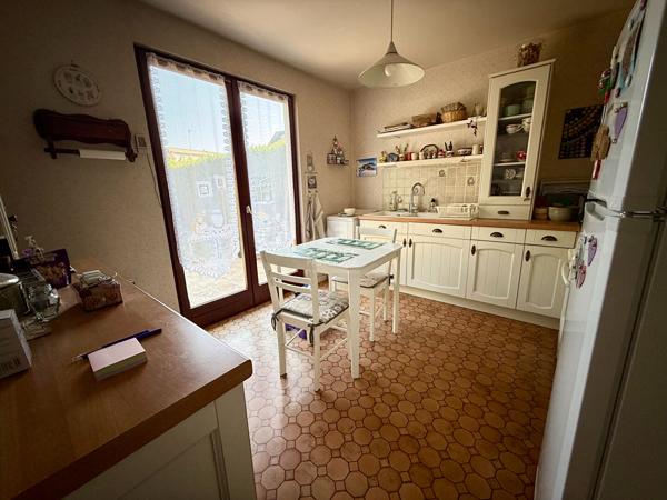 Maison Poissy 5 pièce(s) 91 m2 379 000 € **  - Référence  9223