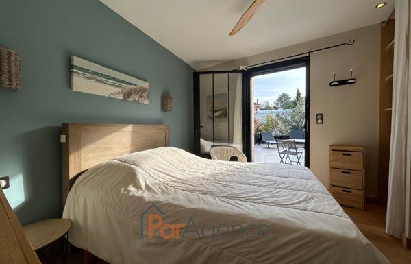 A 50 M DE LA PLAGE DU BUREAU ET 150 M DU CENTRE-VILLE MAISON