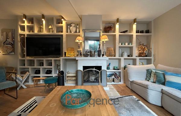 A 50 M DE LA PLAGE DU BUREAU ET 150 M DU CENTRE-VILLE MAISON