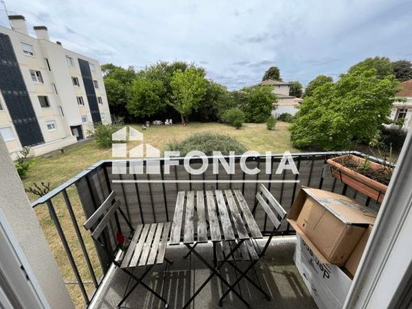 Location Appartement 3 pièces 52.45 m² - 98 AVENUE JEAN JAURES Pessac 33600