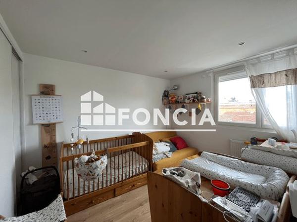 Location Appartement 3 pièces 52.45 m² - 98 AVENUE JEAN JAURES Pessac 33600