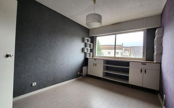 Appartement à vendre    2 pièces • 41 m2 La Rochelle