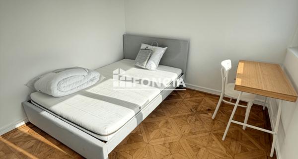 Location Studio meublé 9 m² - Massy 91300