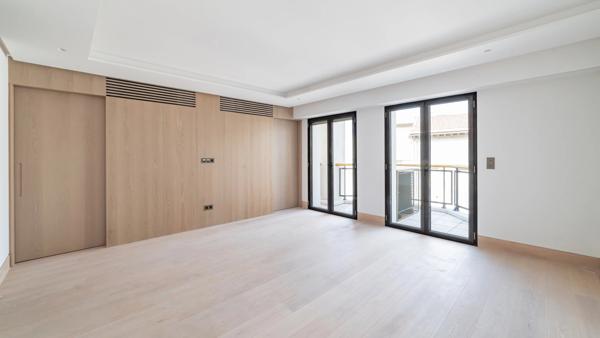 Croisette - Appartement neuf dans résidence avec piscine