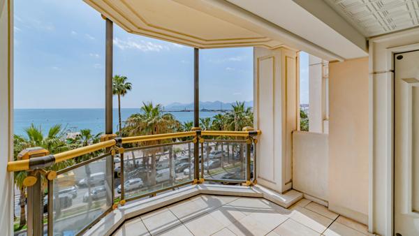 Croisette - Appartement neuf dans résidence avec piscine