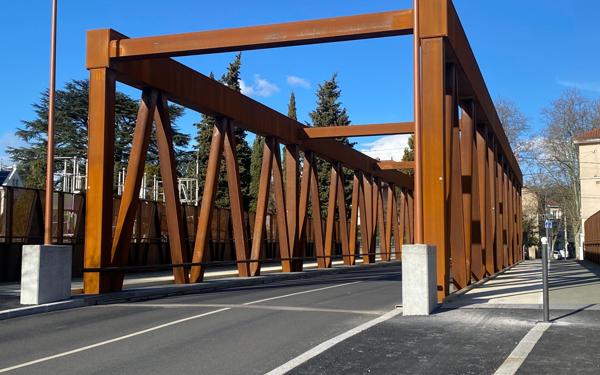 Appartement à vendre    1 pièce • 46,71 m2 Tassin-la-Demi-Lune