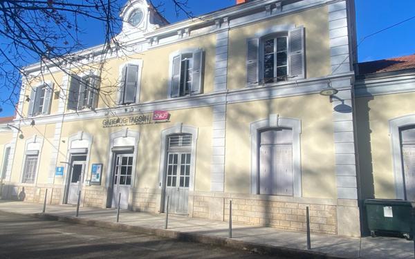 Appartement à vendre    1 pièce • 46,71 m2 Tassin-la-Demi-Lune