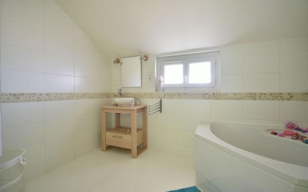 Maison à vendre    4 pièces •  Meximieux