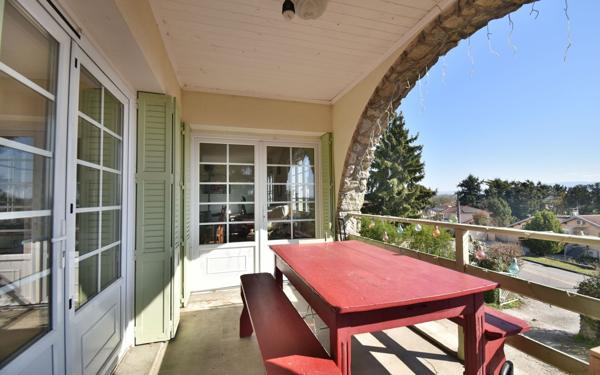 Maison à vendre    4 pièces •  Meximieux