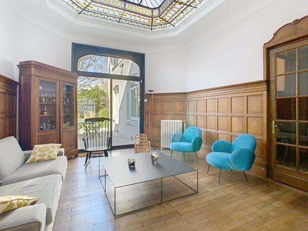 Maison mitoyenne 1 côté Marcq-en-Baroeul 225 m²