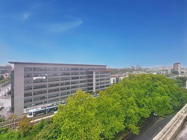 T3 - 64m2 - SEJOUR/SAM - CUISINE - 2 CHAMBRES - SDB - BALCON - PARKING